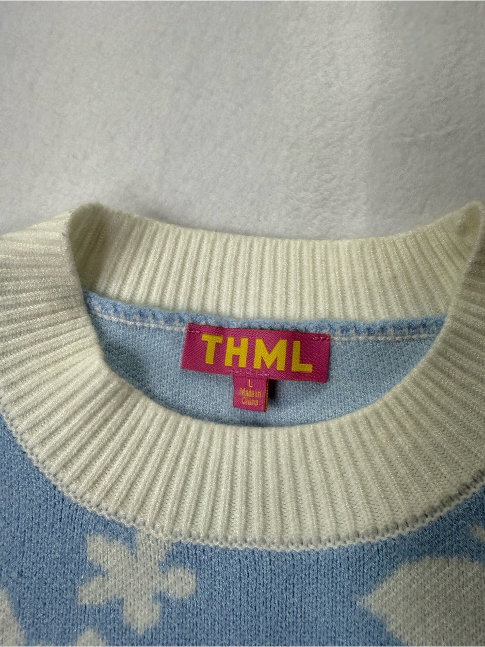 THML Women’s Large Blue & Ivory Floral Butterfly Puff Sleeve Knit Sweater Top - Picture 9 of 13